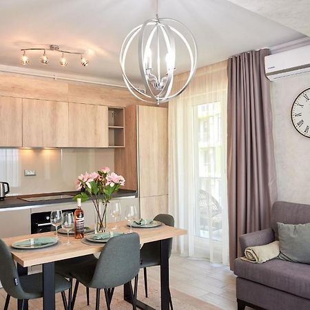 Berlin Luxury Apartment Spa N Pool Beach Resort Năvodari Zewnętrze zdjęcie